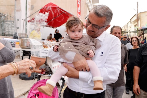 Cumhurbaşkanı Erhürman, 16. Lefke Hurma Festivali’nde Vatandaşlarla Buluştu 1 1762099826535IMG 20251102 WA0015