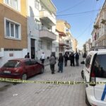 Eskişehir'de Engelli Çocukların Annesinin Ölümü, Cinayet mi İntihar mı? 4 2 engelli cocuk annesi kadin evde bogazi kesilmis halde bulundu 2e222d86d47c