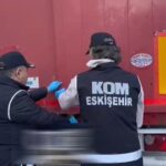 Eskişehir'de Kaçak Tütün Ve Boş Makaron Ele Geçirildi: 7 Milyon 500 Bin Liralık Operasyon 2 7 milyon 500 bin liralik kacak tutun ile bos makaron tirda ele gecirildi 650f56505969