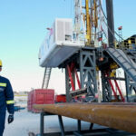 agabeyinin sehit oldugu gabar daginda petrol uretiminde calismaya basladi 18c3fd1d5ce3