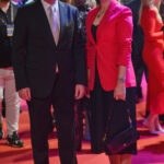 altin portakalin kirmizi halisinda siklik yarisi be7fdce95501