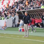 altinordu irtifa kaybediyor e6fa164a8038