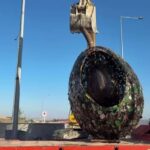 Mervan Altınorak'tan 50 Bin Parçalı Dünya'nın En Büyük Zeytin Heykeli 2 altinozune atiklardan 8 metre yuksekliginde 5 ton agirliginda zeytin tanesi heykeli yapti a58f7a10a10a