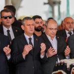 ankara ozgur ozel cenazeye katildi video eklendi c3d5dc4e66bc