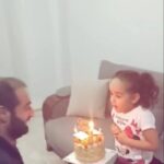 Kızıltepe'de Ailesiyle Birlikte Hayatını Kaybeden 5 Yaşındaki Samyeli Kaya'nın Doğum Günü Kutlama Görüntüleri Ortaya Çıktı 2 anne ve babasiyla birlikte olu bulunan samyelinin dogum gunu goruntuleri ortaya cikti 1ce2ed0e4522