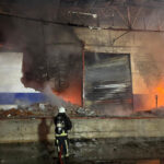 antalyada paketleme fabrikasinda yangin b9dc4b4c5da0