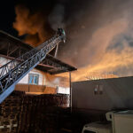 antalyada paketleme fabrikasinda yangin c2908d83417b