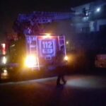 apartmanin altindaki oto galeri yandi binadan kacmaya calisan 2 kisi oldu 14 kisi dumandan etkilendi 2ee305895e40