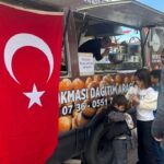 İznik'te hayırsever, Atatürk'ü anmak için lokma dağıttı 4 ataturk icin lokma dagitti ce10165d166c