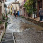 ayvalikta saganak yagmur cadde ve sokaklari gole cevirdi 486f9e99f36b