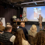 bahcesehir koleji genel muduru dr ozlem koc internette dijital yanilgi adli kitabini tanitti a5dadce48738