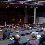 Hakan Fidan, Fin Parlamentosu Başkanı Jussi Halla-aho ile bir araya geldi 4 bakan fidan fin parlamentosu baskani halla aho ile gorustu ek bilgi ve fotografla 655e83c48d9c