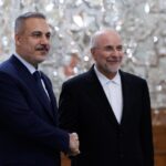 Hakan Fidan, İran İslami Danışma Meclisi Başkanı Galibaf ile Tahran'da buluştu. 8 bakan fidan iran islami danisma meclisi baskani galibaf ile gorustu video eklendi 1f6cb52c1081