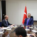 Dışişleri Bakanı Hakan Fidan, MÜSİAD Başkanı Burhan Özdemir'i Ankara'da ağırladı. 1 bakan fidan musiad genel baskani ozdemiri kabul etti bb592523c51b