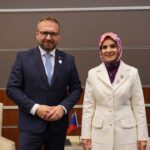 bakan goktas 2nci dunya sosyal kalkinma zirvesi kapsaminda ikili gorusmelerde bulundu e37c890d2509