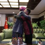 Şehit Yüzbaşı Alper Kocaman'ın Oğlu Ata Alp Kocaman'ın Doğum Günü Bakan Göktaş'tan Kutlandı 1 bakan goktas sehit oglunun dogum gununu kutladi aee43ce9ee98