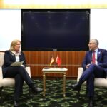 Katar'da Almanya ile sosyal işbirliği görüşmesi yapıldı 1 bakan isikhan alman mevkidasi bas ile gorustu 166063409448