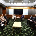 Çalışma Bakanı Vedat Işıkhan, Katar'da Finlandiya Meslektaşıyla Görüştü 3 bakan isikhan finlandiyali mevkidasi laasonen ile gorustu 4efafc5a2ab3