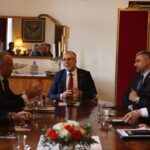 bakan isikhan turkiyenin stockholm buyukelciligini ziyaret etti a2fdfaf4ffa0