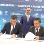 Hakkari'ye Yeni Yatırımlarla Kalkınma ve Refah Hamlesi Başlatıldı 2 bakan kacir terorsuz turkiye toplumsal barisi kalici kilacak kapsamli bir kalkinma politikasidir e03d8a052de3