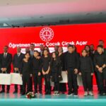 Milli Eğitim Bakanı Tekin, Hikaye Yazma Yarışmasında Başarılı Öğretmenleri Ödüllendirdi 1 bakan tekin ogretmenlerimizin yazdigi hikayeleri 1 milyon baski yapip dagitacagiz 9c56924ae58c