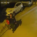 basini otomobile carptigi cocugu yere firlatti o anlar kamerada 418eb607ca8e