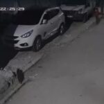 basini otomobile carptigi cocugu yere firlatti o anlar kamerada c748052c8c80