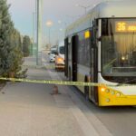 Kadirhan Öztürk, Konya'da Devam Eden Belediye Otobüsü Tartışması Sırasında Bıçakla Yaralandı 4 belediye otobusunde esinin gozu onunde bicaklandi cf09ae1b591e