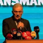 bilal erdogan kitap okuyan basarili merak eden arastiran bir genclik istiyoruz 227c093df267