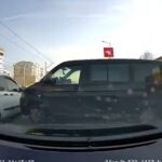 bursa el freni cekilmeyen minibus hareket edip yola indi o anlar kamerada video eklendi 000a9fafac77