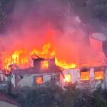 bursada 2 katli binadaki yangin 3 eve daha sicradi alevler dronla goruntulendi 478ce86a80ff