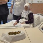 İnegöl'de 213 Safra Taşı Bulunan 77 Yaşındaki Kadın Başarılı Ameliyatla Sağlığına Kavuştu 2 bursada 77 yasindaki kadinin safra kesesinden 213 tane tas cikarildi facb8721a12a