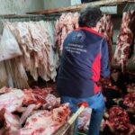 Çanakkale'de izinsiz faaliyet gösteren et işleme tesisi mühürlendi, binlerce kilogram gıda imha edildi. 5 canakkalede izinsiz ve uygunsuz kosullarda et isleme faaliyeti gosteren isletme muhurlendi 9bb33603e9ab