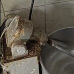 Çanakkale'de izinsiz faaliyet gösteren et işleme tesisi mühürlendi, binlerce kilogram gıda imha edildi. 3 canakkalede izinsiz ve uygunsuz kosullarda et isleme faaliyeti gosteren isletme muhurlendi ab54e9ace9ea