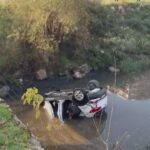 Amasya'da Tersakan Çayı'na Düşen Araçtan Yaralı Çocukları Diğer Sürücüler Kurtardı 1 caya ucan otomobildeki 2 kiz cocugunu yoldan gecen suruculer kurtardi 87579765223e