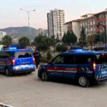 Kozan'da 13 Yaşındaki Çocuğa Cinsel İstismar İddiasıyla Gözaltına Alınan 63 Yaşındaki Şahıs Adliyeye Sevk Edildi 1 cocuga cinsel istismarda bulundugu one surulen supheli adliyede 0b4673444018