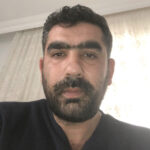 Öğrencileri ve Meslektaşları Deprem Şehidi Öğretmen Fatih Elmas'ı Unutmadı 8 depremde hayatini kaybeden ogretmen mezari basinda anildi 7b430428a7fb