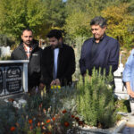 Öğrencileri ve Meslektaşları Deprem Şehidi Öğretmen Fatih Elmas'ı Unutmadı 1 depremde hayatini kaybeden ogretmen mezari basinda anildi c2484b7cef8f