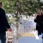 Erzurum'da Deprem Şehidi Sebahattin Yılmaz, Meslektaşları Tarafından Anıldı 3 depremde yasamini yitiren dha muhabiri sebahattin yilmaz mezari basinda andi a73b2ede4017