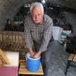 dhanin haberini gordu hasta olan babaannesi icin kayseriden kar getirtti 0c1959f11030