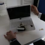 Eskişehir'de Dizüstü Bilgisayar Patladı, Kullanıcı Şokta! 5 dizustu bilgisayari bomba gibi patladi o anlar kamerada 1a2a2625c4db