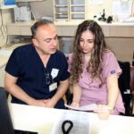 doktor baba ile kizi ayni hastanede sifa dagitiyor bba7e8286ec1