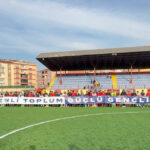 donusumun basladigi kore mahallesinde gencler futbol macinda bulustu 218c90d57ab1