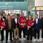 Tekvando Milli Takımı, Dünya Şampiyonası'nda Tarihi Başarı Elde Ederek Ankara'da Coşkuyla Karşılandı 1 dunya sampiyonu tekvando milli takimina ankarada coskulu karsilama d34bcb324952