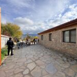 dunyaca unlu karabaglar yaylasindaki 4 kacak yapinin yikimina baslandi 74a604e20f28