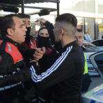 dur ihtarindan kacan surucu kafede yakalandi 3c6f1bb6cb71