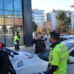 dur ihtarindan kacan surucu kafede yakalandi bfaf4b90474e