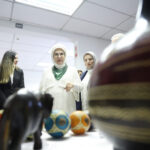 emine erdogan guney afrikada yunus emre enstitusunu ziyaret etti 6fbbffe89ac9