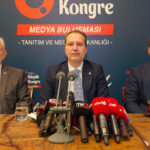 Fatih Erbakan, 2028 cumhurbaşkanlığı seçiminde Yeniden Refah Partisi olarak kendi adaylarını sunacaklarını açıkladı. 1 erbakan baska ismi cumhurbaskani adayi olarak desteklememiz soz konusu degil video eklendi a5f080f63d53