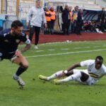 Erzurumspor ve Esenler Erokspor, Ligde 1-1 Beraberlikle Puanları Paylaştı 5 erzurumspor fk esenler erokspor 1 1 440dc8abd1cc